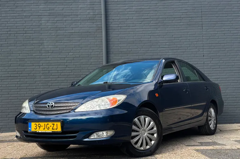 Toyota Camry (2002)