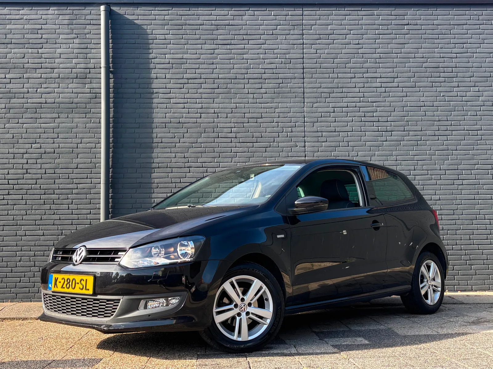 Volkswagen Polo (2012) — foto 1