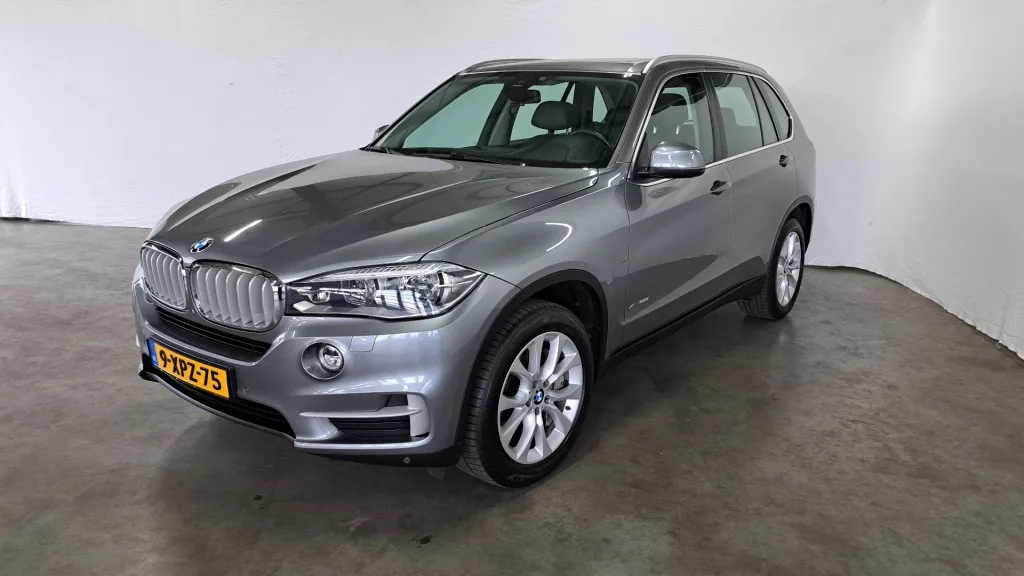 BMW X5 (2014) — foto 1
