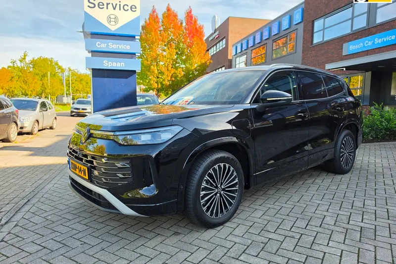 Volkswagen Tayron (2025)