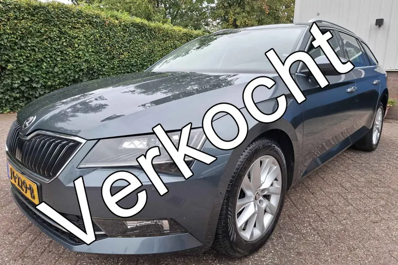 Škoda Superb (2016)
