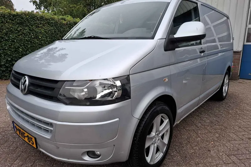 Volkswagen Transporter (2010)