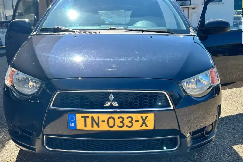 Mitsubishi Colt (2012)
