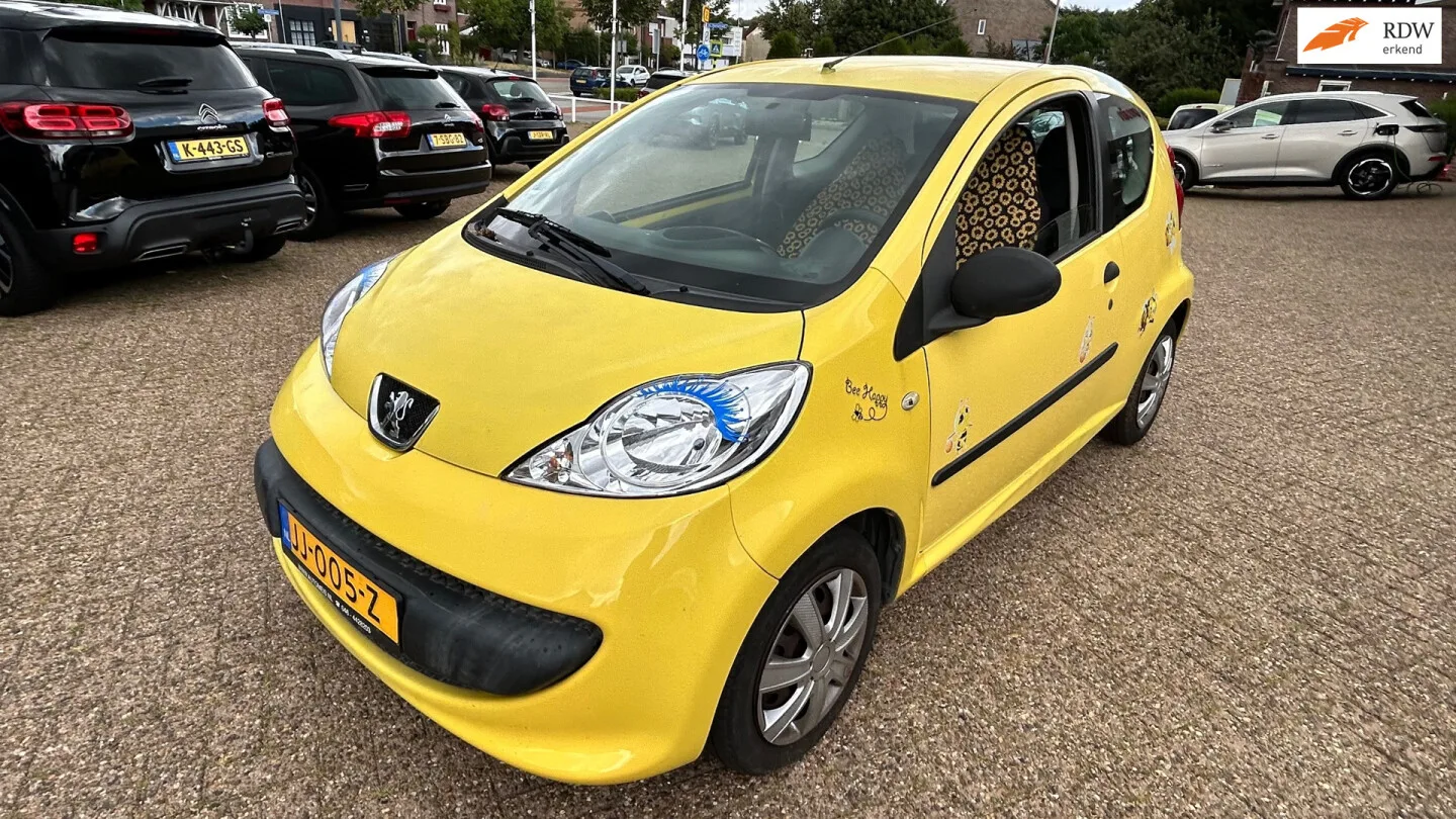 Peugeot 107 (2007) — foto 1