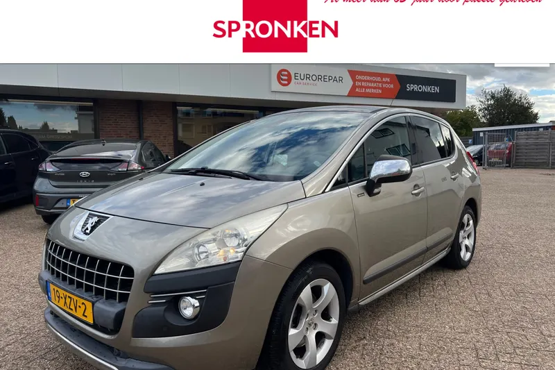 Peugeot 3008 (2012)