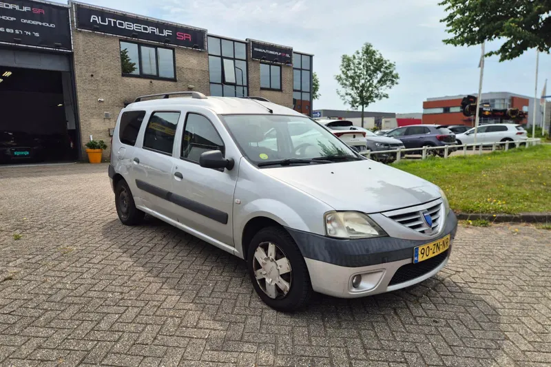 Dacia Logan MCV (2008)