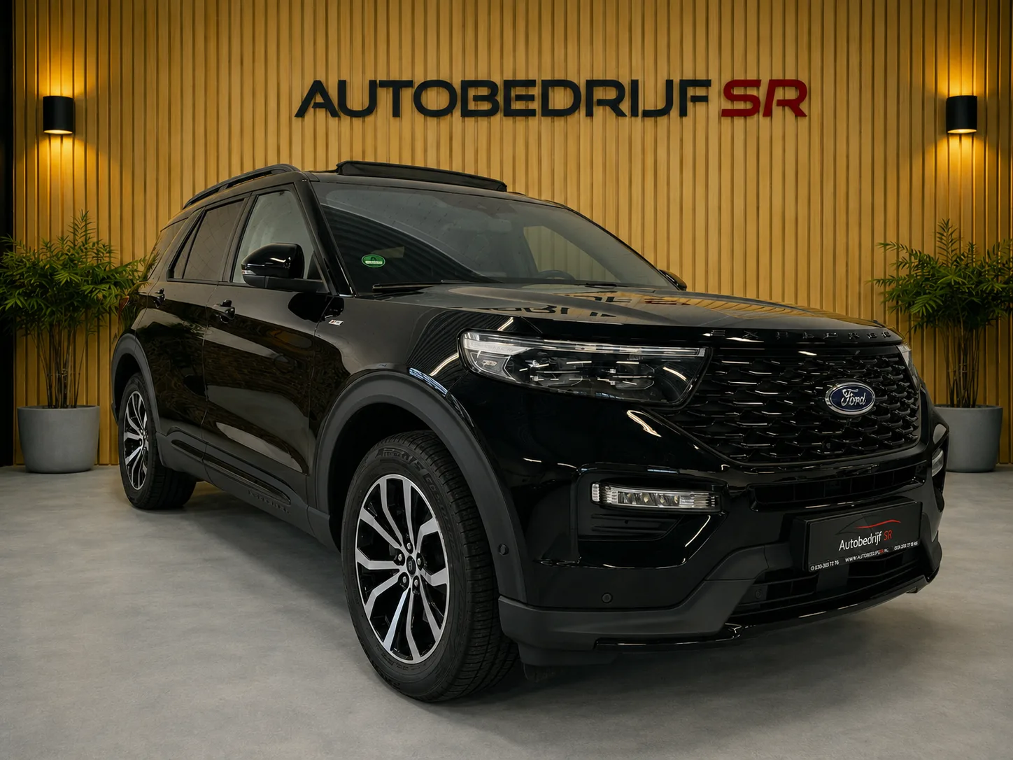 Ford Explorer (2021) — foto 1