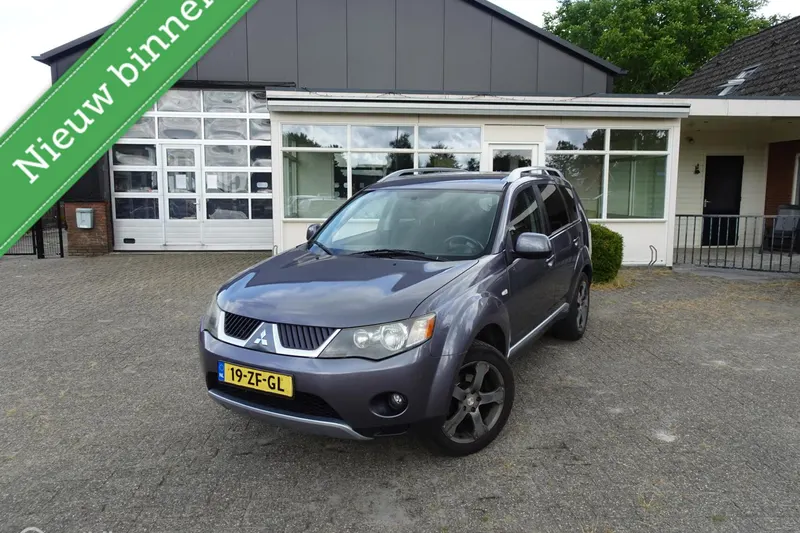 Mitsubishi Outlander (2008)