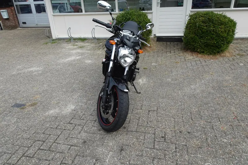 Yamaha FZ6 Fazer S2 (2009)