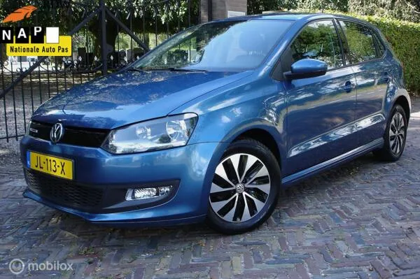 Volkswagen Polo (2016) — foto 1
