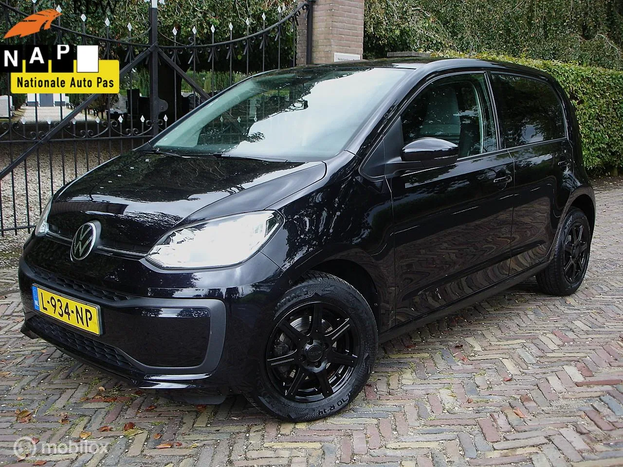 Volkswagen Up! (2021) — foto 1