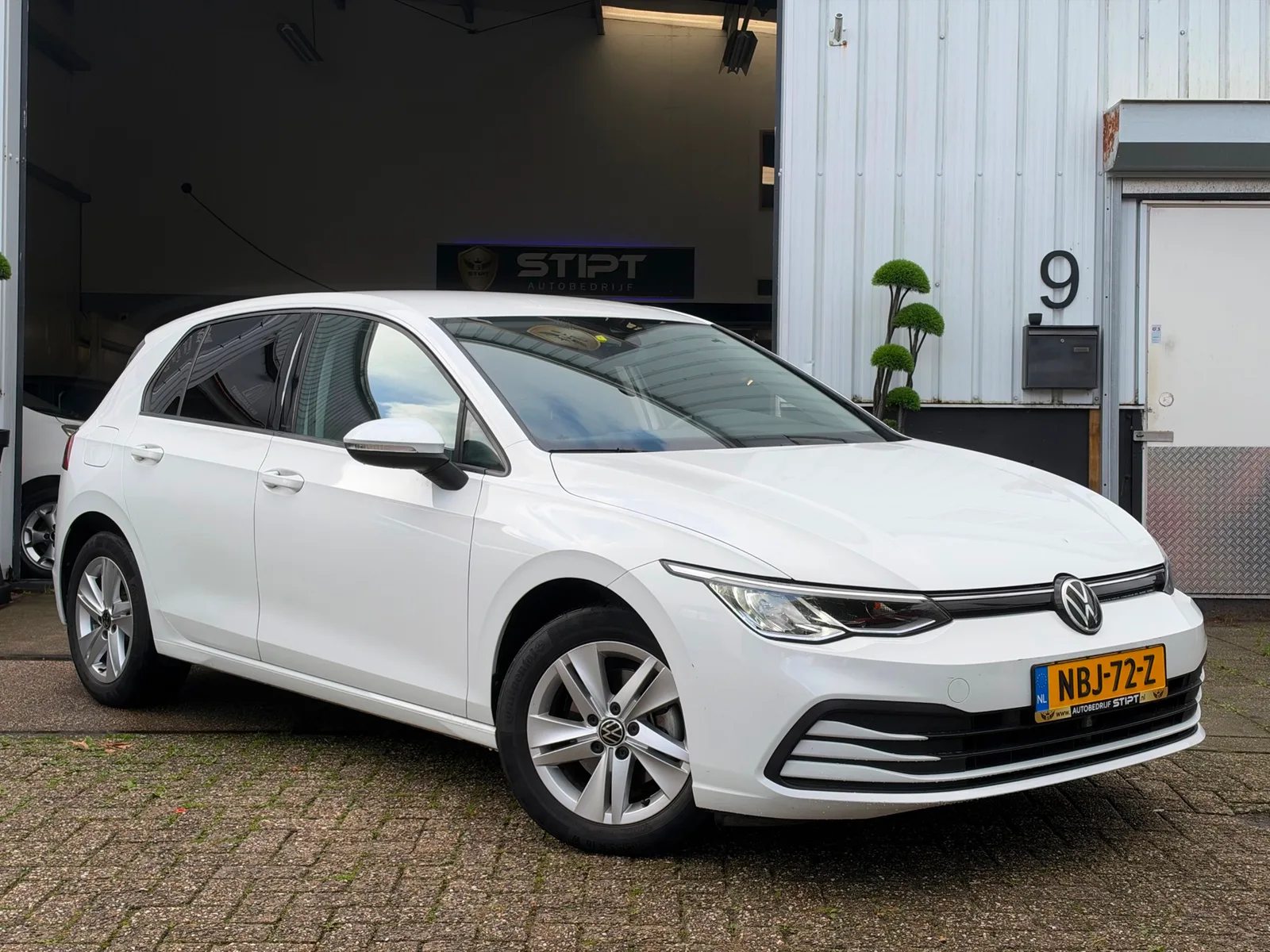 Volkswagen Golf (2020) — foto 1