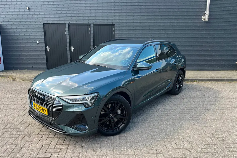 Audi e-tron (2022)