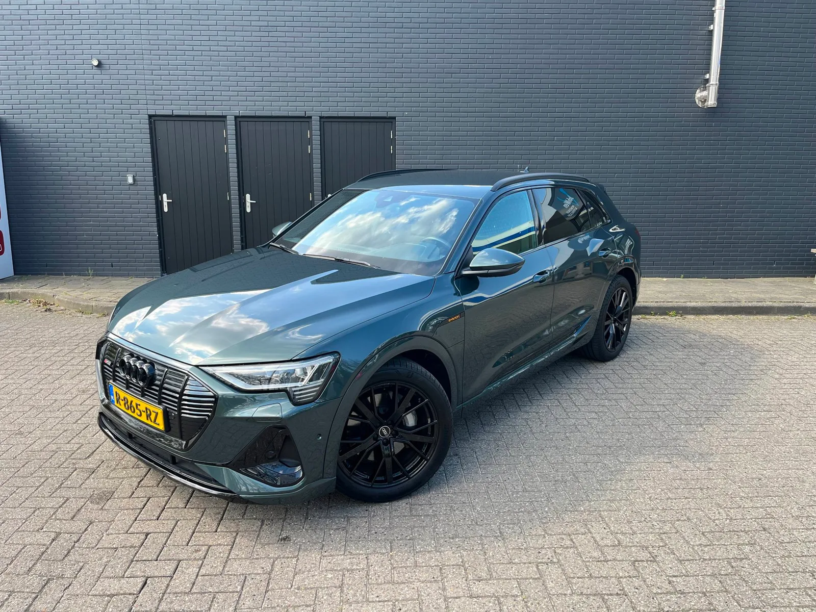 Audi e-tron (2022) — foto 1