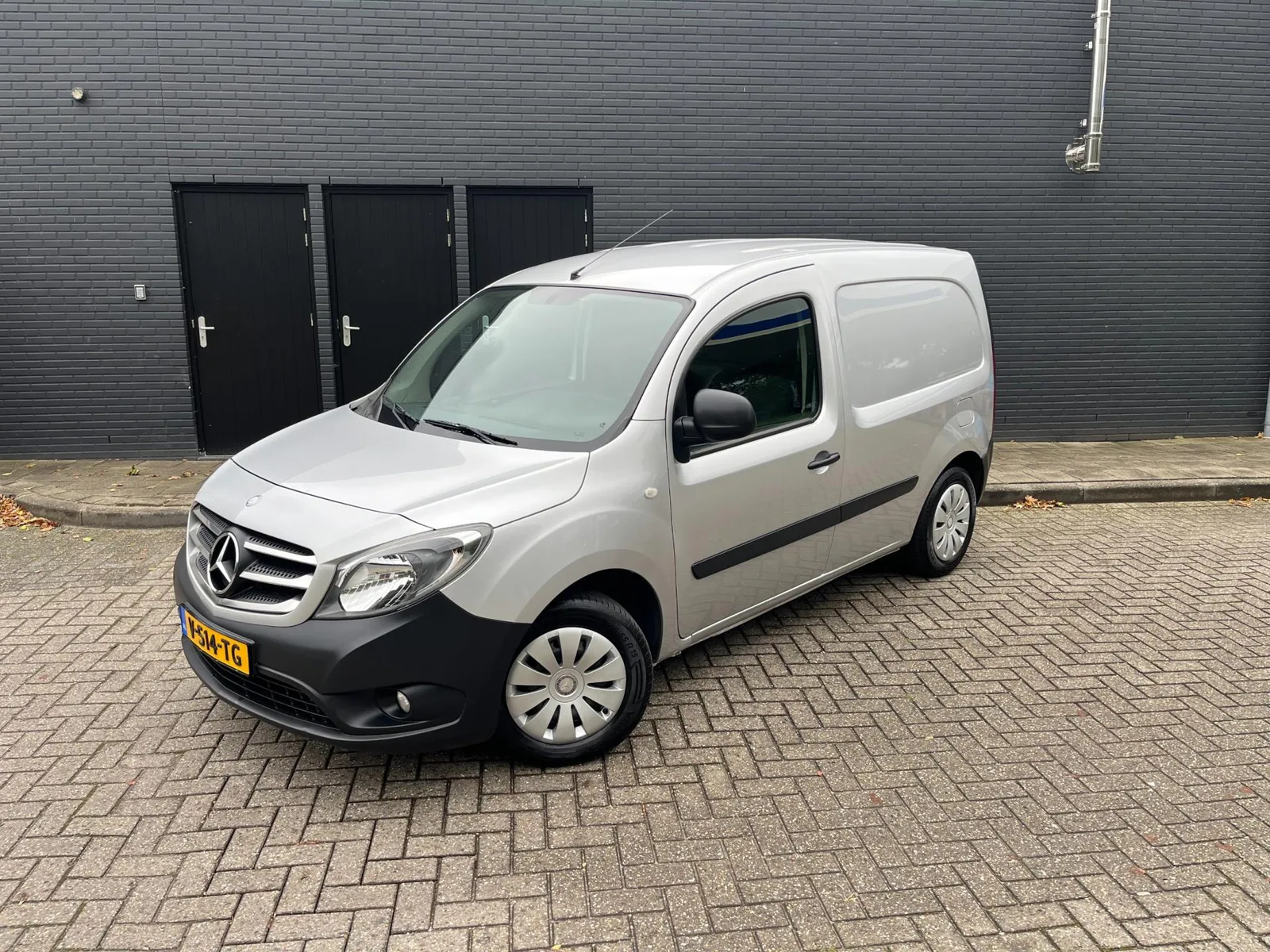 Mercedes-Benz Citan (2016) — foto 1