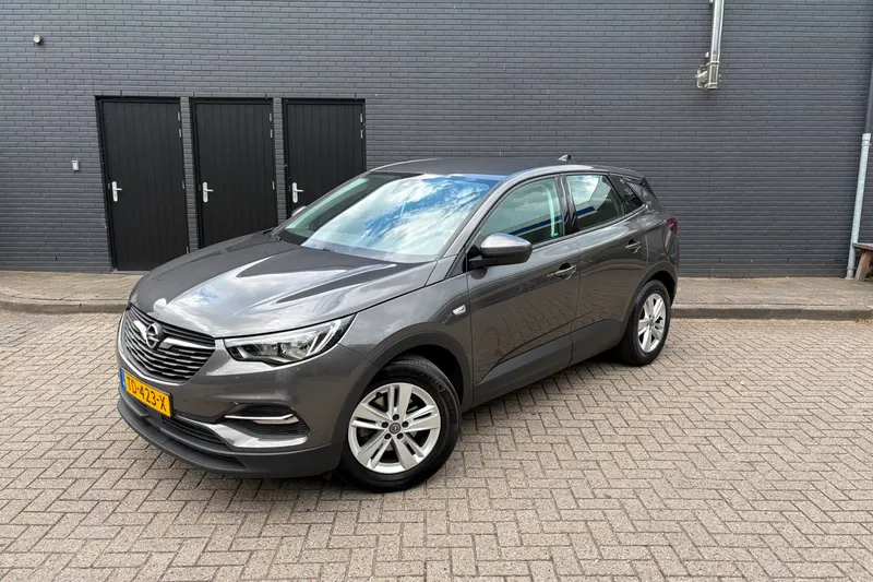 Opel Grandland X (2018)