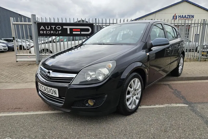 Opel Astra (2007)
