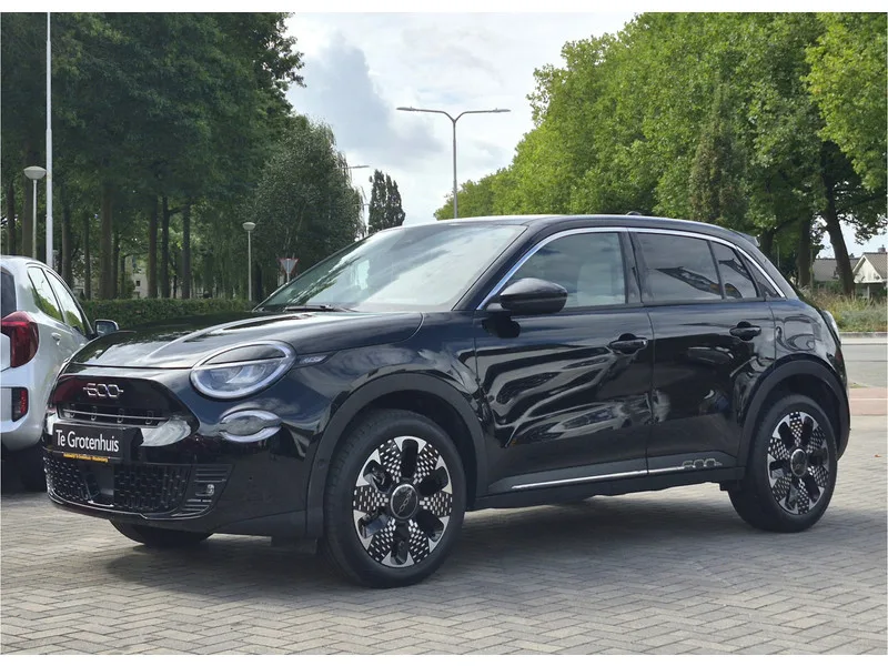 Fiat 600 (2024) — foto 1