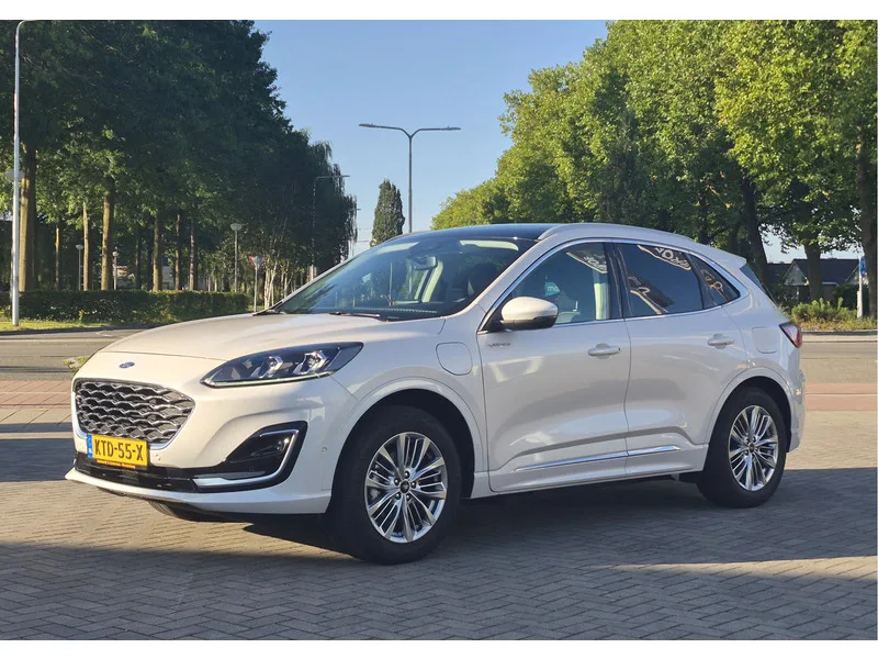 Ford Kuga (2021) — foto 1