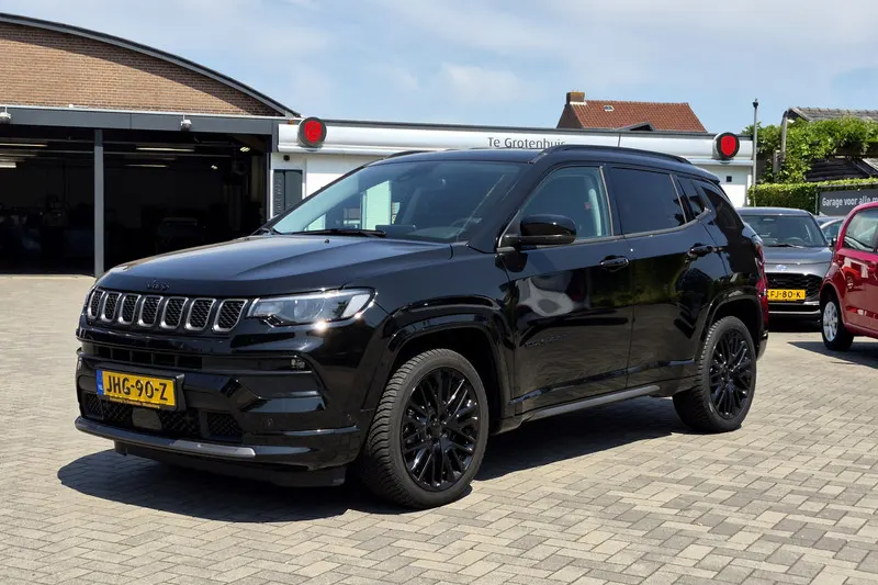 Jeep Compass (2024)