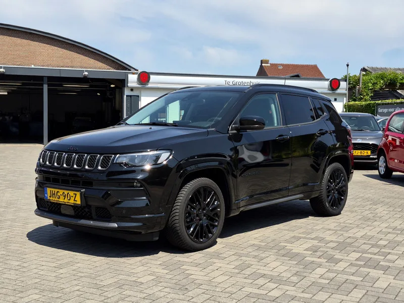 Jeep Compass (2024) — foto 1
