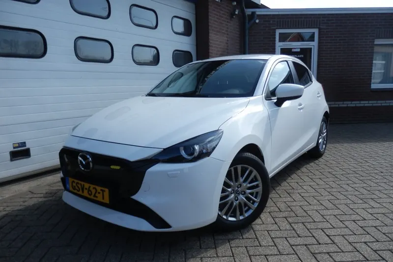 Mazda 2 (2023)