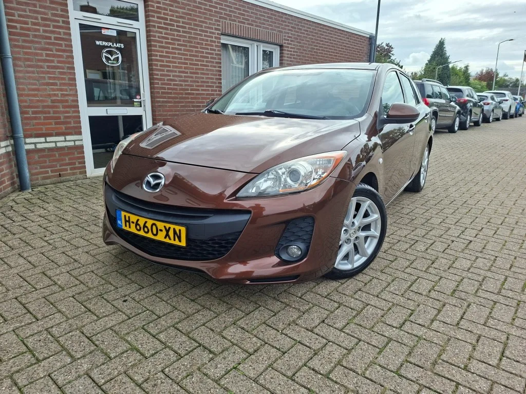 Mazda 3 (2011) — foto 1