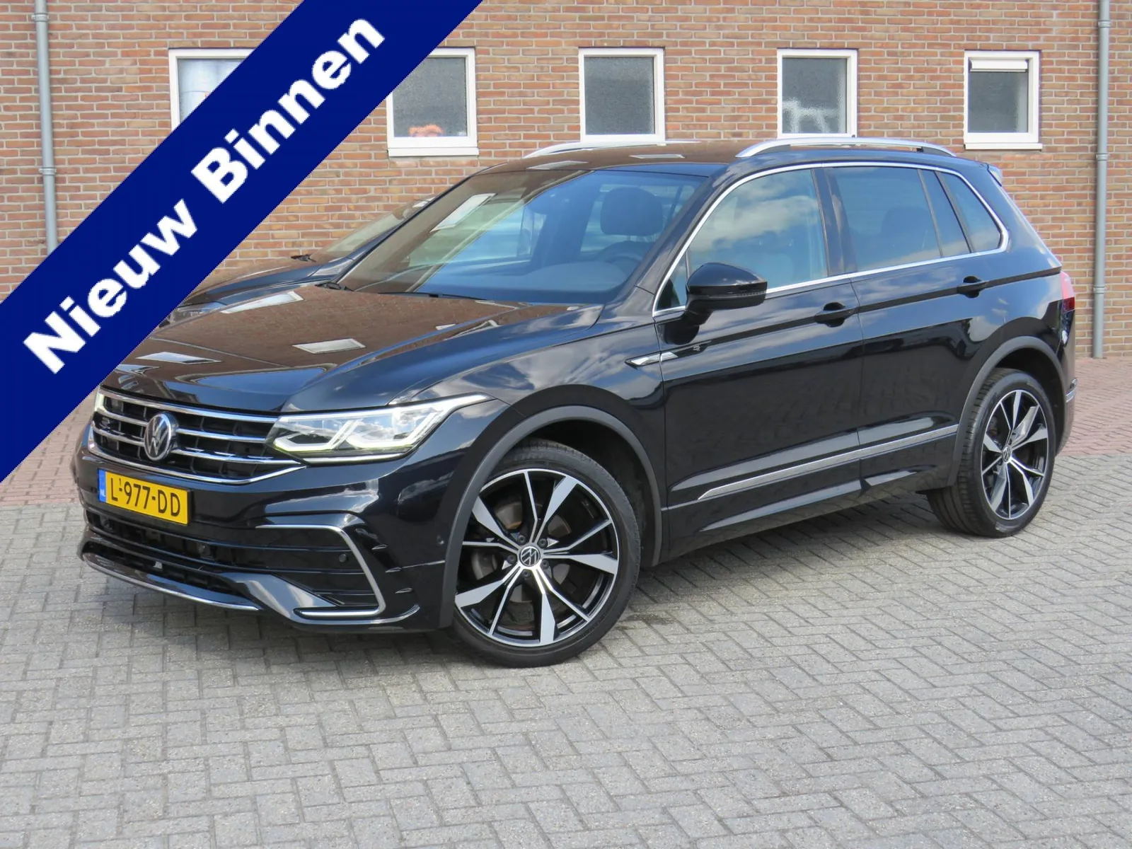 Volkswagen Tiguan (2021) — foto 1