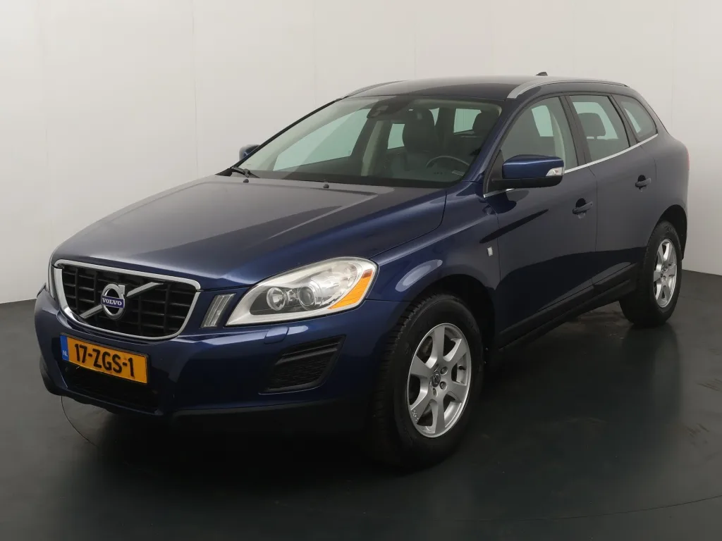 Volvo XC60 (2012) — foto 1