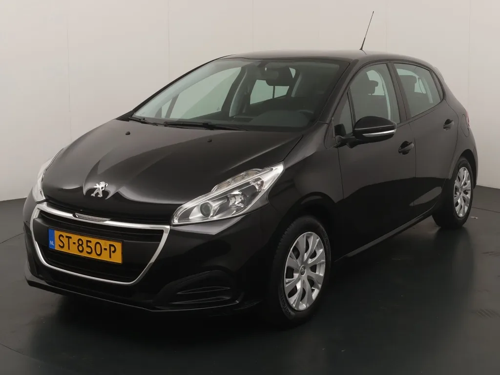 Peugeot 208 (2018) — foto 1
