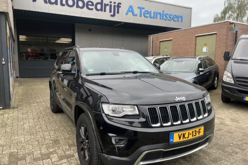 Jeep Grand Cherokee (2015)