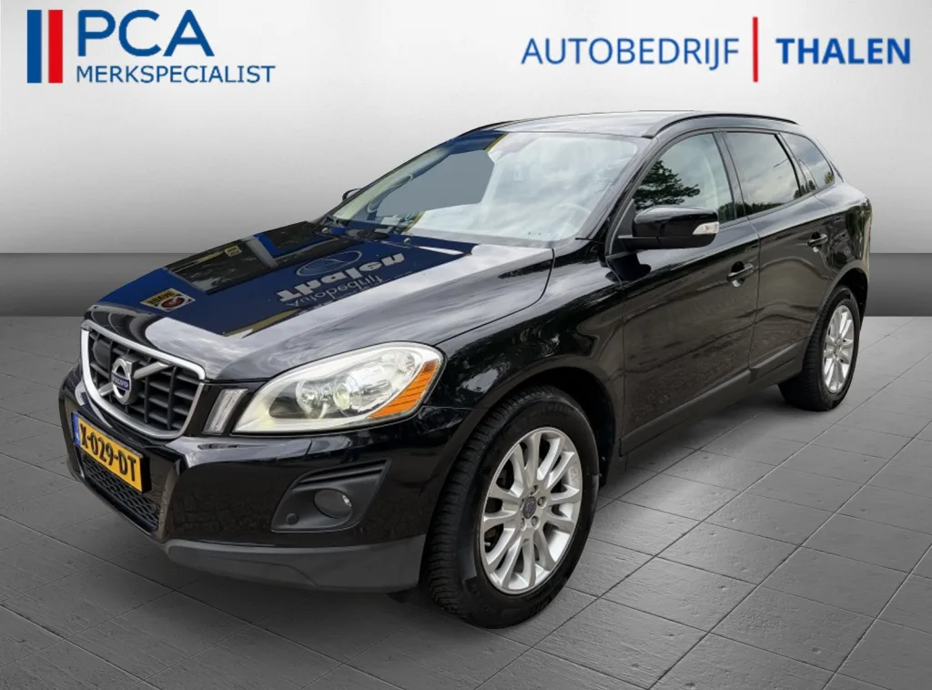 Volvo XC60 (2010) — foto 1