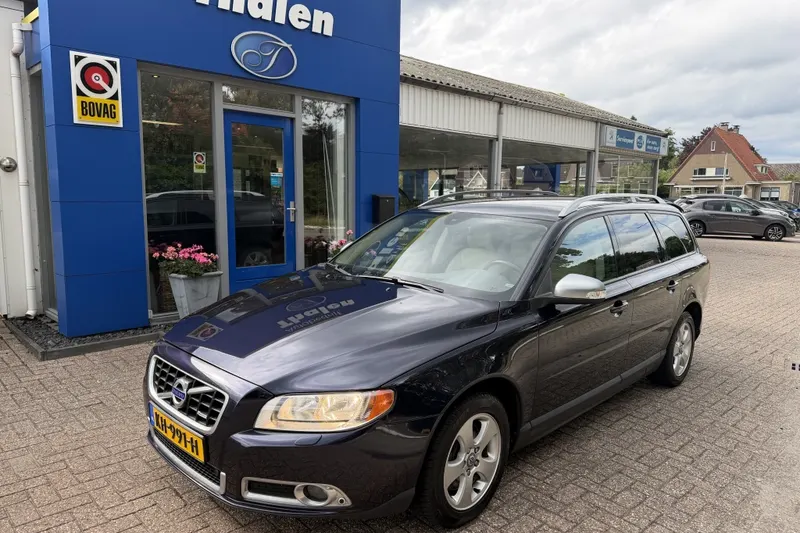 Volvo V70 (2008)