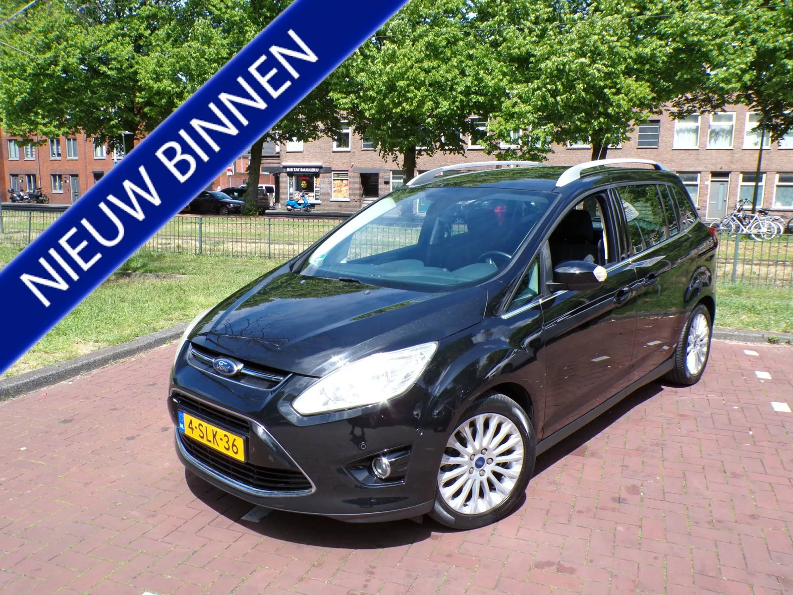 Ford Grand C-Max (2013) — foto 1