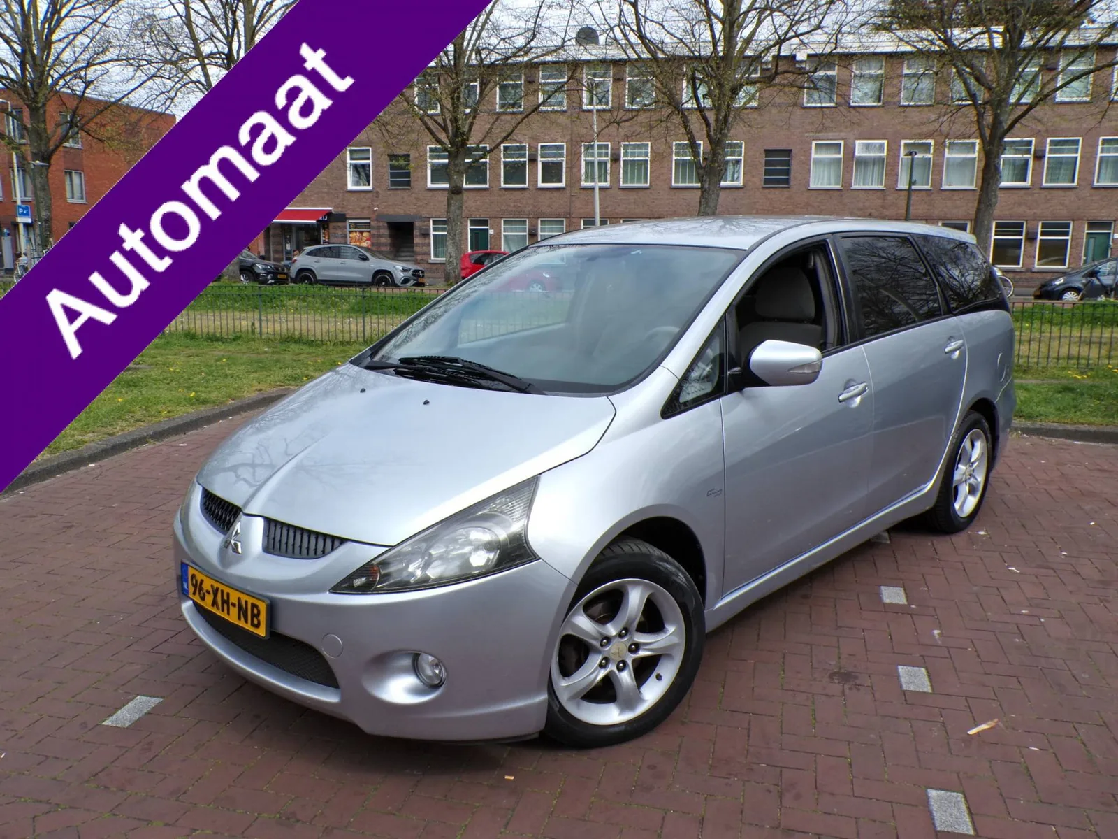 Mitsubishi Grandis (2005) — foto 1