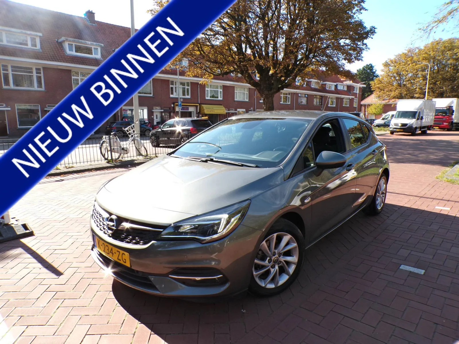 Opel Astra (2021) — foto 1