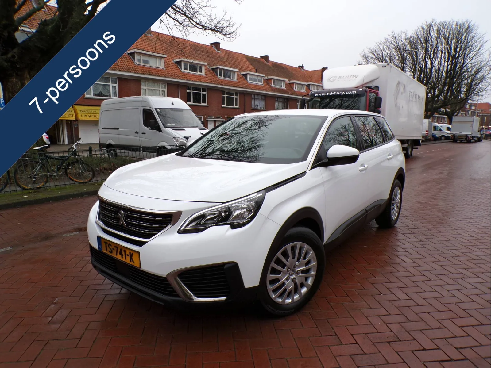 Peugeot 5008 (2018) — foto 1