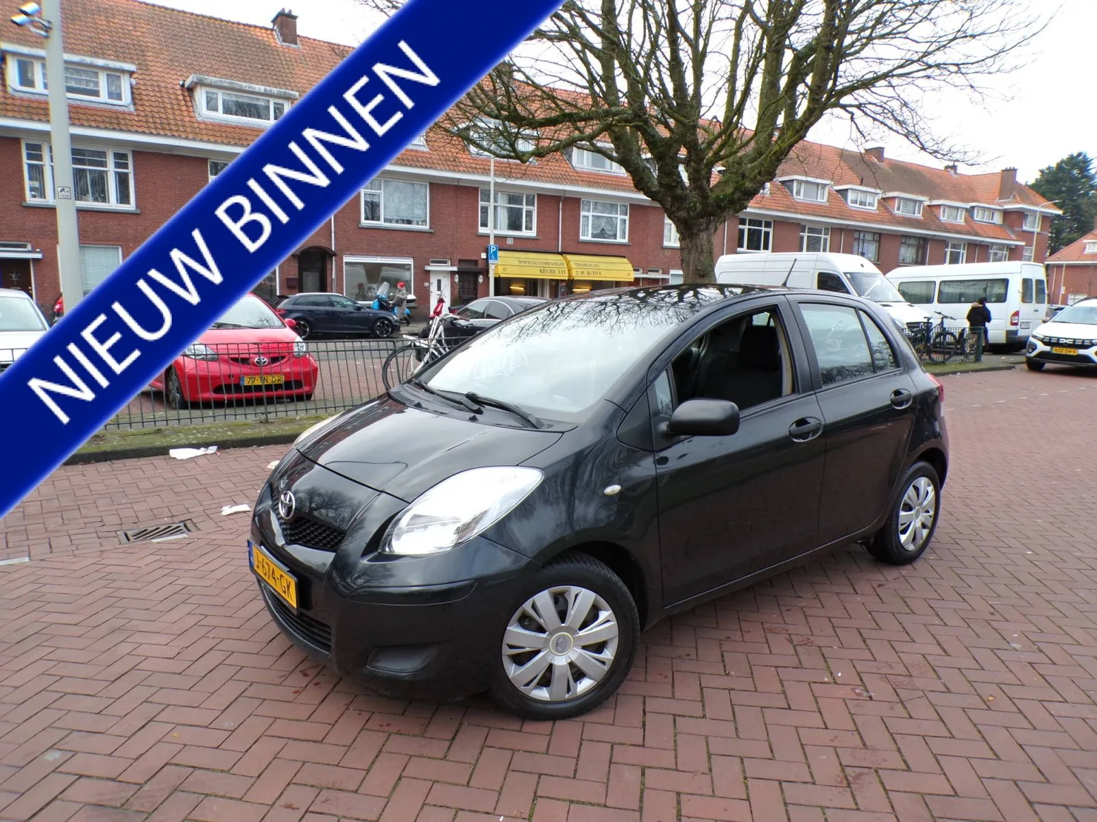 Toyota Yaris (2009) — foto 1