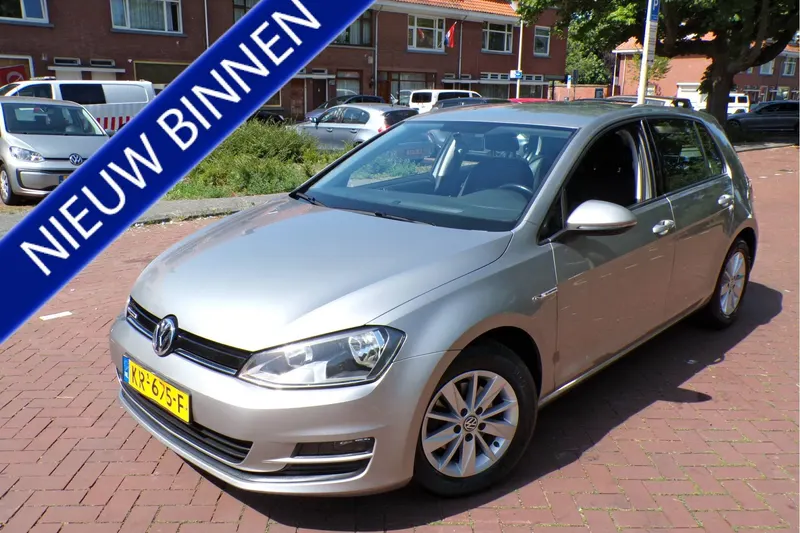 Volkswagen Golf (2016)