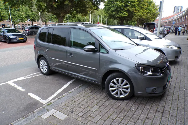 Volkswagen Touran (2011)