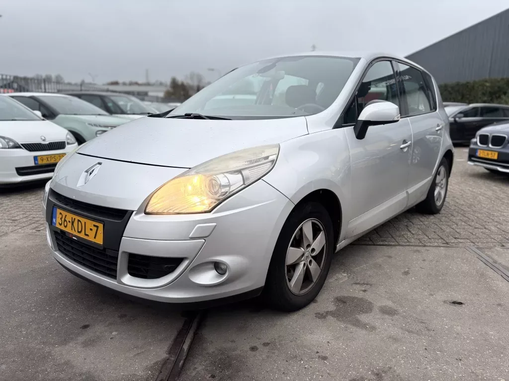 Renault Scénic (2009) — foto 1