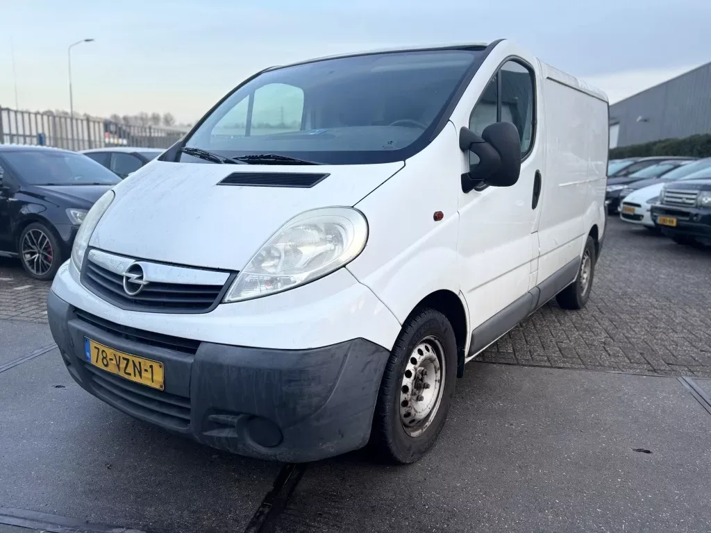 Opel Vivaro (2009) — foto 1