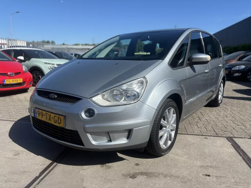 Ford S-Max (2007) — foto 1