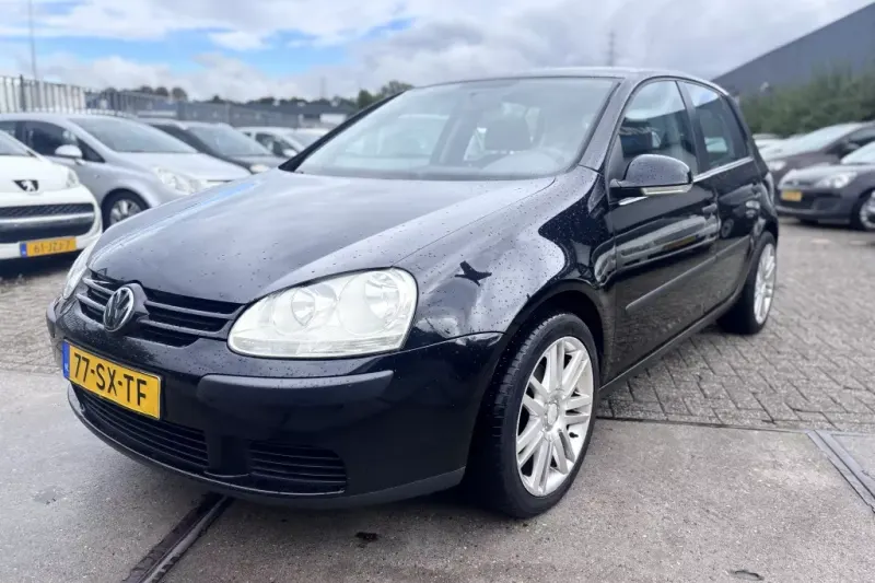 Volkswagen Golf (2006)
