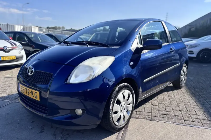 Toyota Yaris (2006)