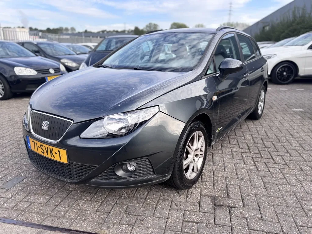 SEAT Ibiza (2011) — foto 1
