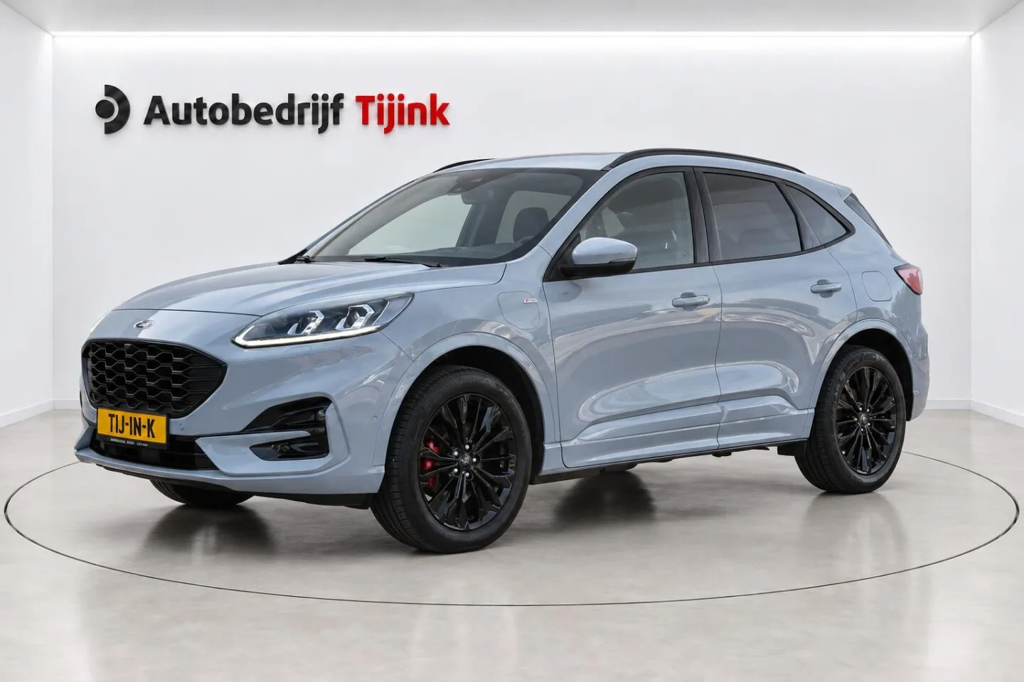 Ford Kuga (2024) — foto 1