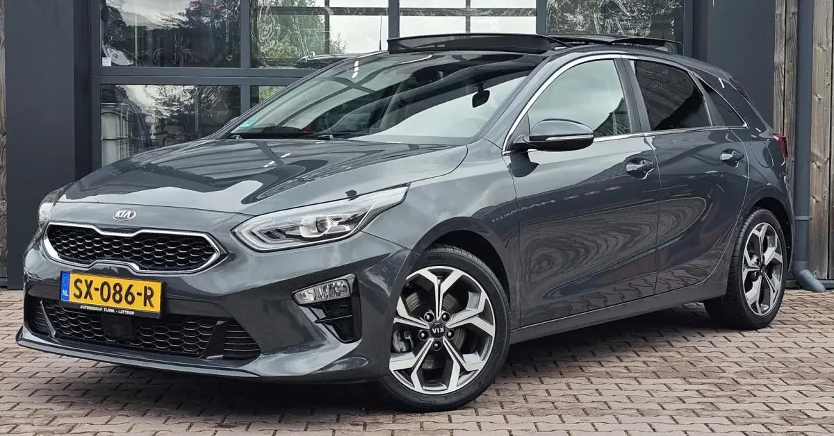 Kia Ceed (2018) — foto 1
