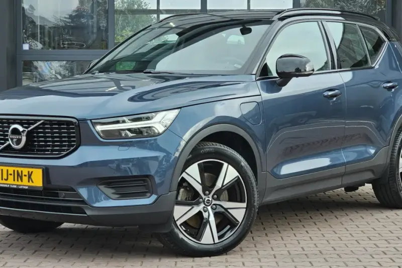 Volvo XC40 (2022)