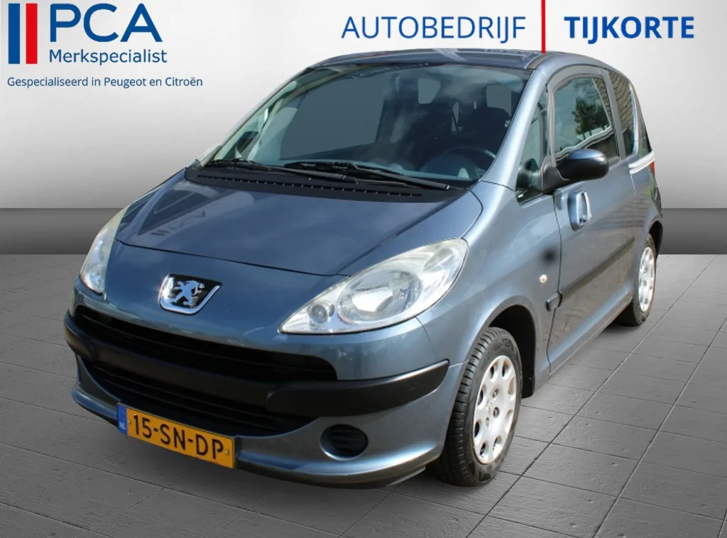 Peugeot 1007 (2006) — foto 1
